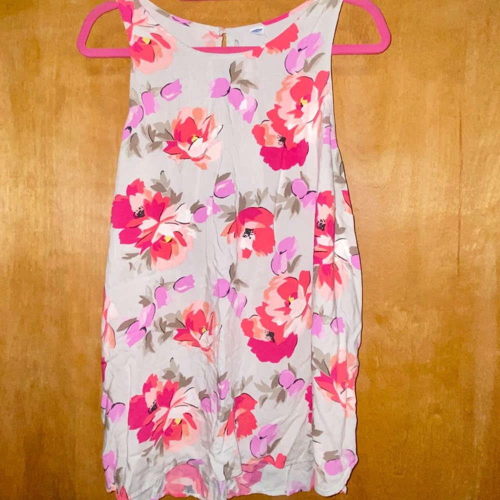 Old Navy High Neck Grey Floral Tank XXL